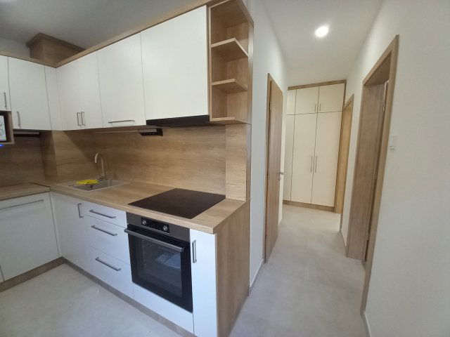 Kiadó panellakás, albérlet, Pécsett, Váci Mihály utcában