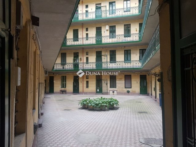 Eladó téglalakás, Budapesten, IX. kerületben 99 M Ft, 4 szobás