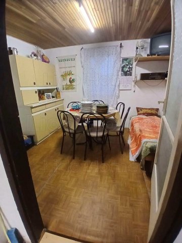 Eladó mezogazdasagi ingatlan, Pápateszéren 6 M Ft, 1 szobás