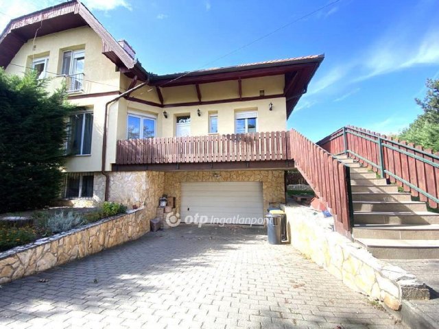 Eladó ikerház, Budapesten, XXII. kerületben 320 M Ft, 7 szobás