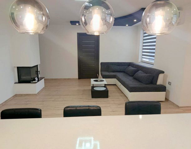 Eladó ikerház, Nyíregyházán 72 M Ft, 4 szobás