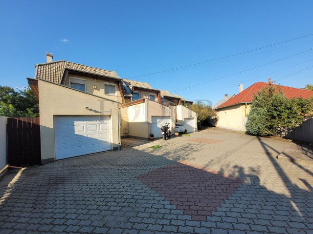 Eladó sorház, Vecsésen 84.49 M Ft, 4 szobás