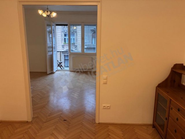 Kiadó téglalakás, albérlet, XIII. kerületben, Visegrádi utcában