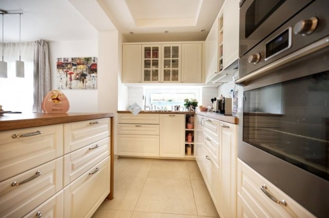 Eladó téglalakás, Törökbálinton 165.4 M Ft, 3 szobás