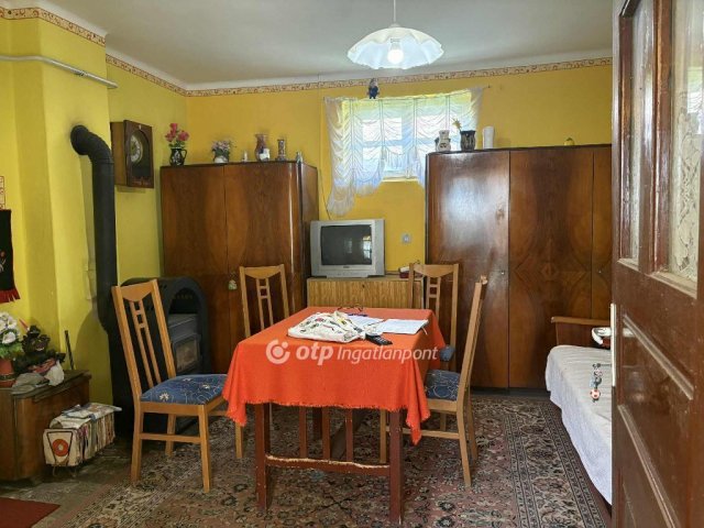 Eladó családi ház, Nagyalásonyon 19.5 M Ft, 3 szobás