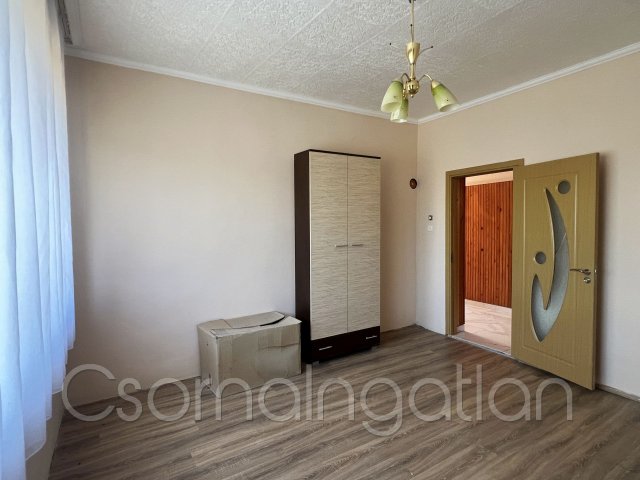 Eladó családi ház, Rábatamásin 34.5 M Ft, 3 szobás