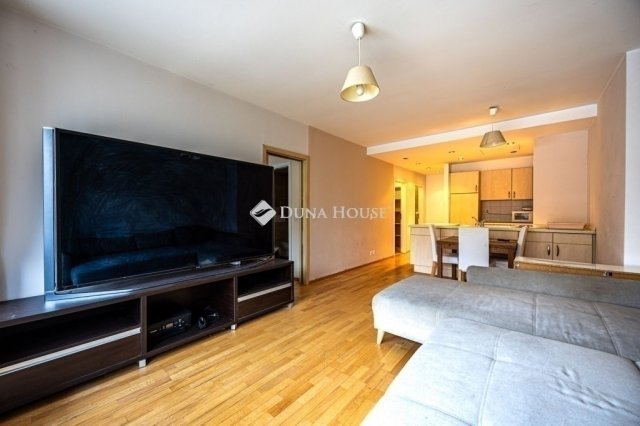 Eladó téglalakás, Budapesten, IX. kerületben 89.9 M Ft, 2 szobás