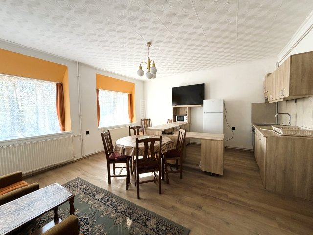 Kiadó téglalakás, albérlet, Kaposváron 225 E Ft / hó, 4 szobás