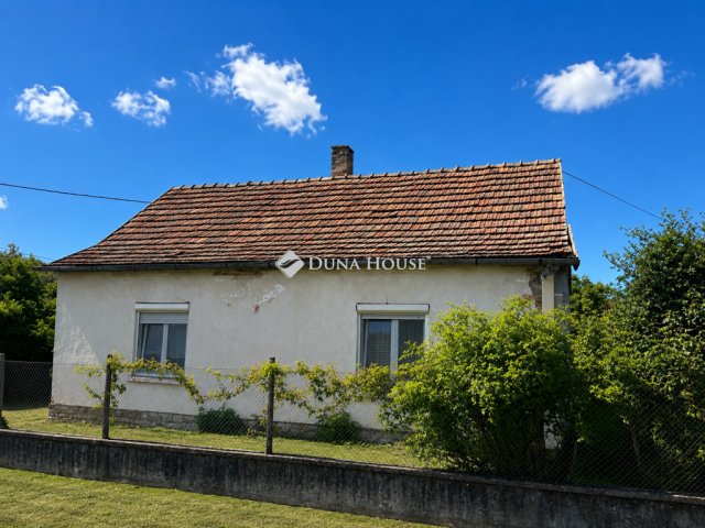Eladó családi ház, Nagyszentjánoson 41.99 M Ft, 3 szobás