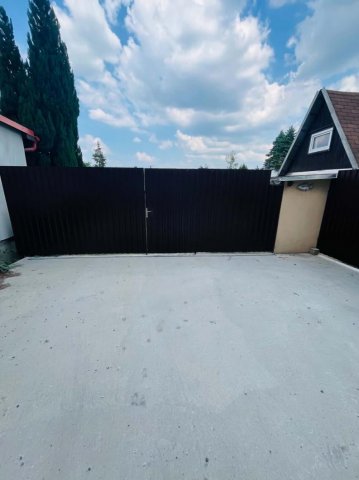 Eladó nyaraló, Tatabányán 24.99 M Ft, 2 szobás