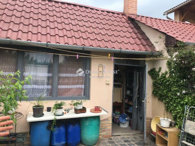 Eladó családi ház, Szentendrén 168 M Ft, 6 szobás