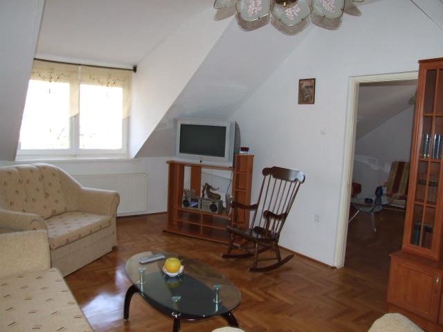 Kiadó téglalakás, albérlet, Gyulán 150 E Ft / hó, 1+2 szobás