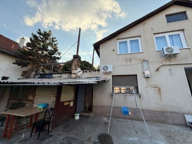 Eladó családi ház, Vecsésen 71.5 M Ft, 3 szobás