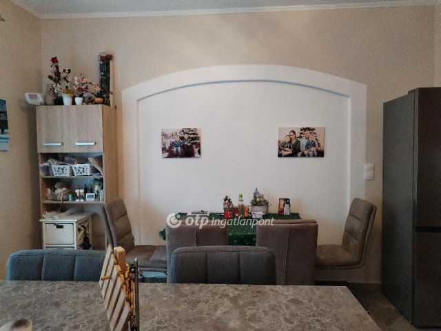 Eladó családi ház, Sümegen 69.9 M Ft, 3 szobás