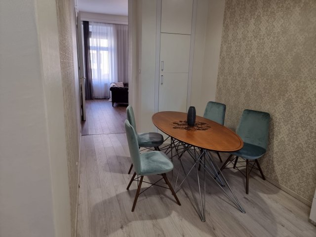 Eladó téglalakás, Szegeden, Oskola utcában 109 M Ft, 4 szobás