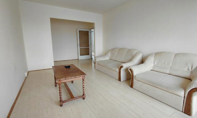 Eladó panellakás, Székesfehérvárott 52.9 M Ft, 2 szobás