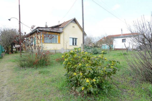 Eladó mezogazdasagi ingatlan, Kecskeméten 29.9 M Ft, 2 szobás