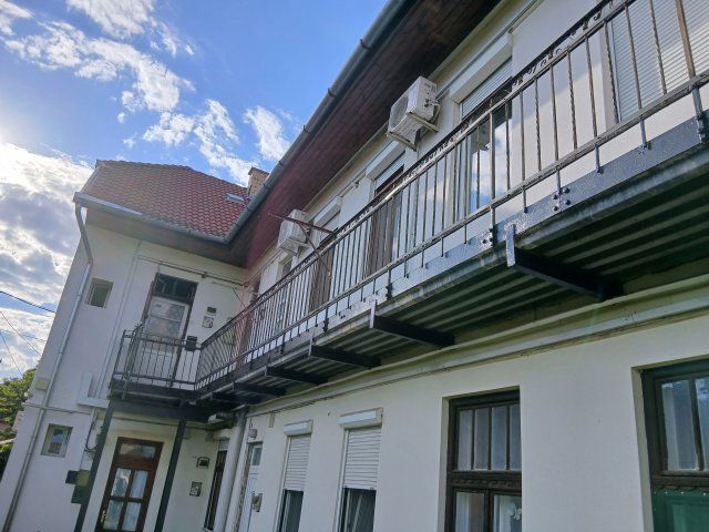 Eladó téglalakás, Budapesten, XV. kerületben 45 M Ft, 1 szobás