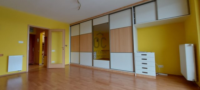 Eladó téglalakás, XXII. kerületben, Rózsakert utcában