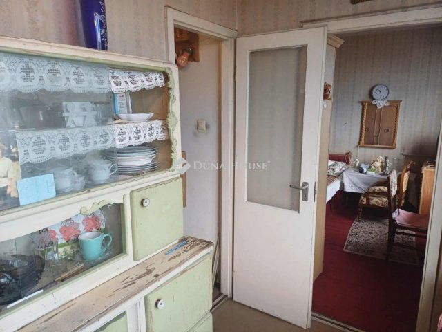 Eladó panellakás, Miskolcon 16.9 M Ft, 1+1 szobás