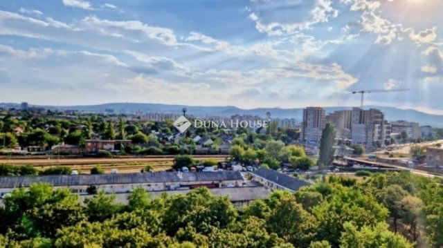 Eladó panellakás, Budapesten, IV. kerületben 67.9 M Ft, 3 szobás