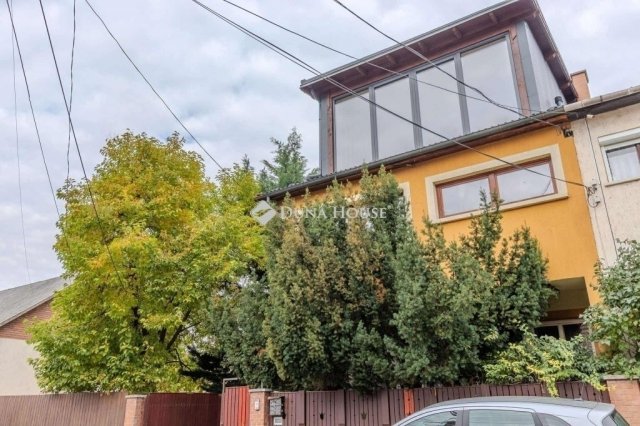 Eladó ikerház, Miskolcon 74.9 M Ft, 4 szobás