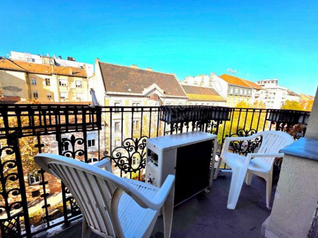 Eladó téglalakás, Budapesten, VII. kerületben, Damjanich utcában