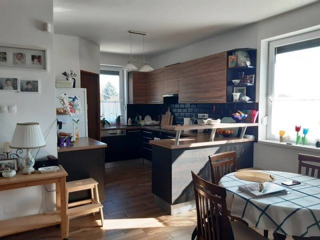 Eladó családi ház, Nagytarcsán 104.9 M Ft, 3 szobás