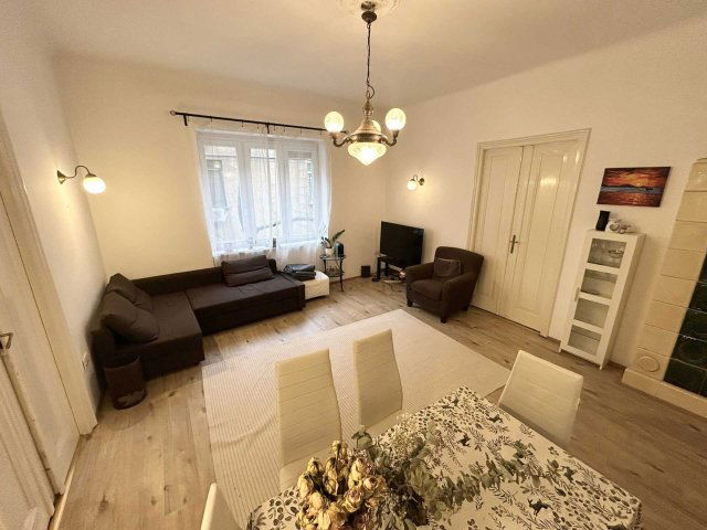 Kiadó téglalakás, albérlet, VIII. kerületben, Rákóczi úton