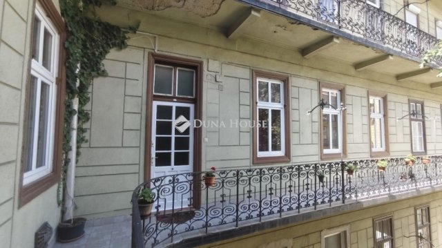 Eladó téglalakás, Budapesten, VIII. kerületben 79 M Ft, 3 szobás
