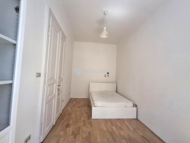 Eladó téglalakás, Budapesten, IX. kerületben 100 M Ft, 4 szobás