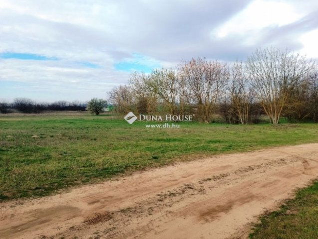 Eladó telek, Fóton 57 M Ft / költözzbe.hu