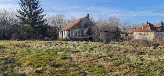 Eladó családi ház, Szigetbecsén 22.9 M Ft, 2 szobás