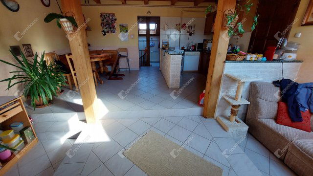 Eladó téglalakás, Gyömrőn 69.9 M Ft, 3+3 szobás