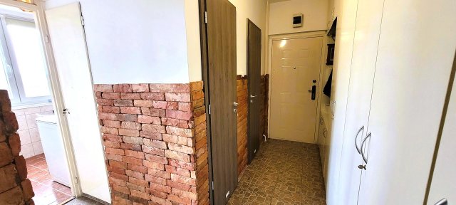 Eladó panellakás, Veszprémben 52 M Ft, 2 szobás