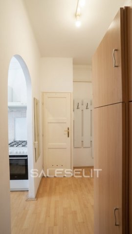 Eladó téglalakás, Debrecenben 40 M Ft, 1 szobás