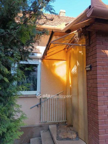 Eladó családi ház, Tiszavasváriban 21.5 M Ft, 2 szobás