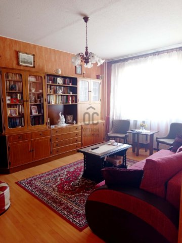 Eladó panellakás, Tatabányán 45.999 M Ft, 2 szobás