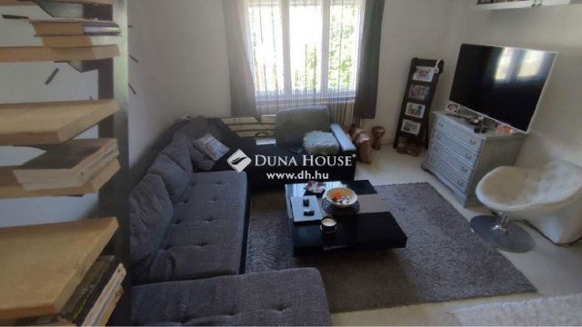 Eladó téglalakás, Szombathelyen 87.75 M Ft, 4 szobás