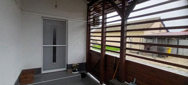 Eladó családi ház, Algyőn 103.999 M Ft, 4 szobás