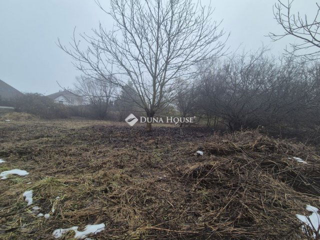 Eladó telek, Vonyarcvashegyen 42 M Ft / költözzbe.hu
