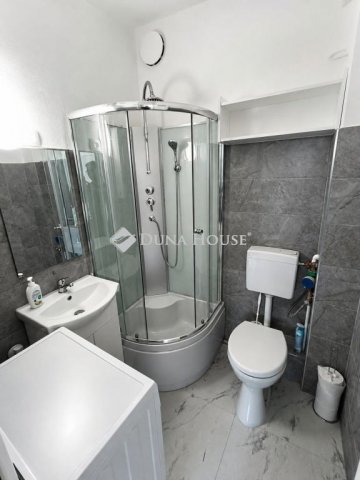Kiadó téglalakás, albérlet, Kecskeméten 125 E Ft / hó