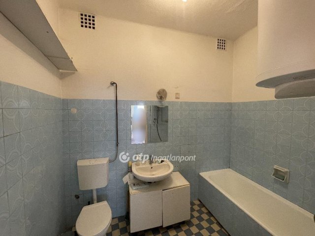 Eladó családi ház, Pilisvörösváron 86 M Ft, 3 szobás