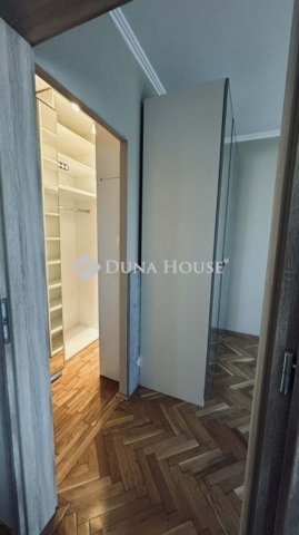 Eladó panellakás, Budapesten, IV. kerületben 66.5 M Ft, 2 szobás