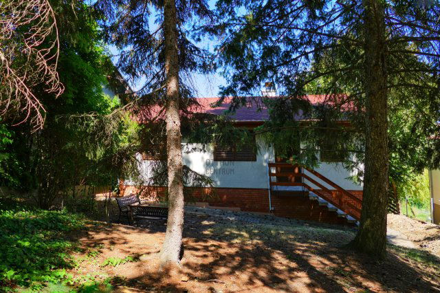 Eladó családi ház, Szentendrén 148 M Ft, 3 szobás
