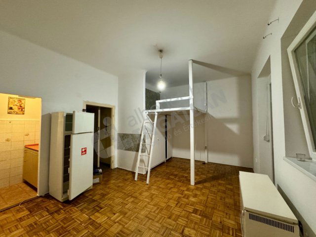 Kiadó téglalakás, albérlet, II. kerületben, Guyon közben