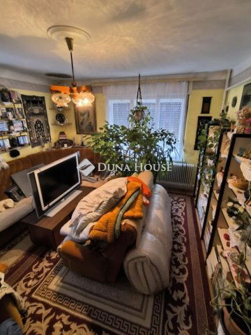 Eladó családi ház, Kisnémediben 59.9 M Ft, 5 szobás