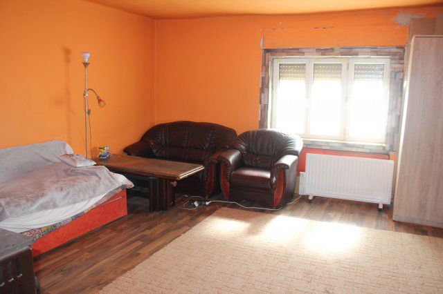 Eladó családi ház, Vámoscsaládon 19.8 M Ft, 3 szobás