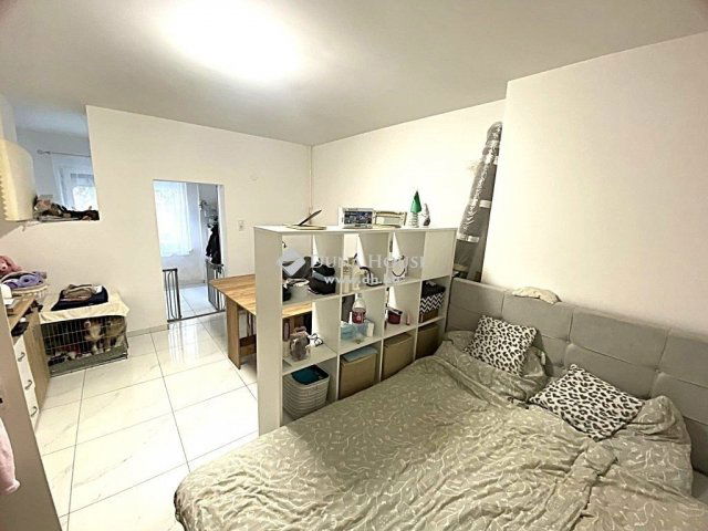 Eladó családi ház, Kecskeméten 29.9 M Ft, 1 szobás