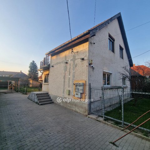 Eladó családi ház, Budapesten, XIX. kerületben 109.5 M Ft